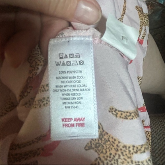 Bouffants & Broken Hearts Cheetah Pajama Set Size Medium Pockets Drawstring Pink - Picture 4 of 11